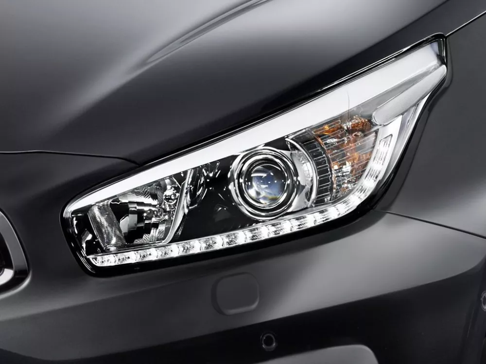 Автомобиль Kia Ceed II Рестайлинг Хэтчбек (5 дверей)