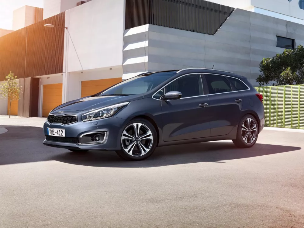 Автомобиль Kia Ceed II Рестайлинг Универсал (5 дверей)