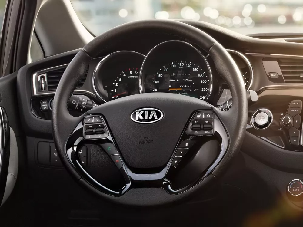 Автомобиль Kia Ceed II Рестайлинг Универсал (5 дверей)