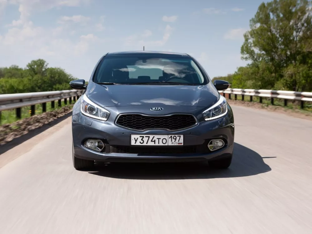 Автомобиль Kia Ceed II Хэтчбек (5 дверей)