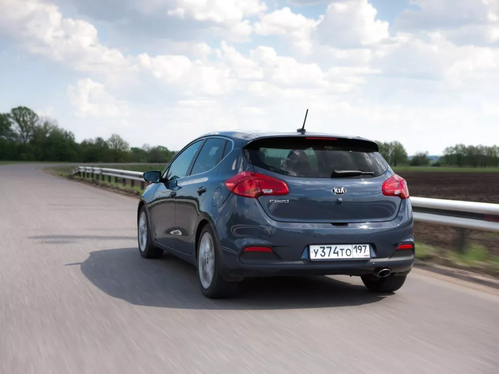 Автомобиль Kia Ceed II Хэтчбек (5 дверей)