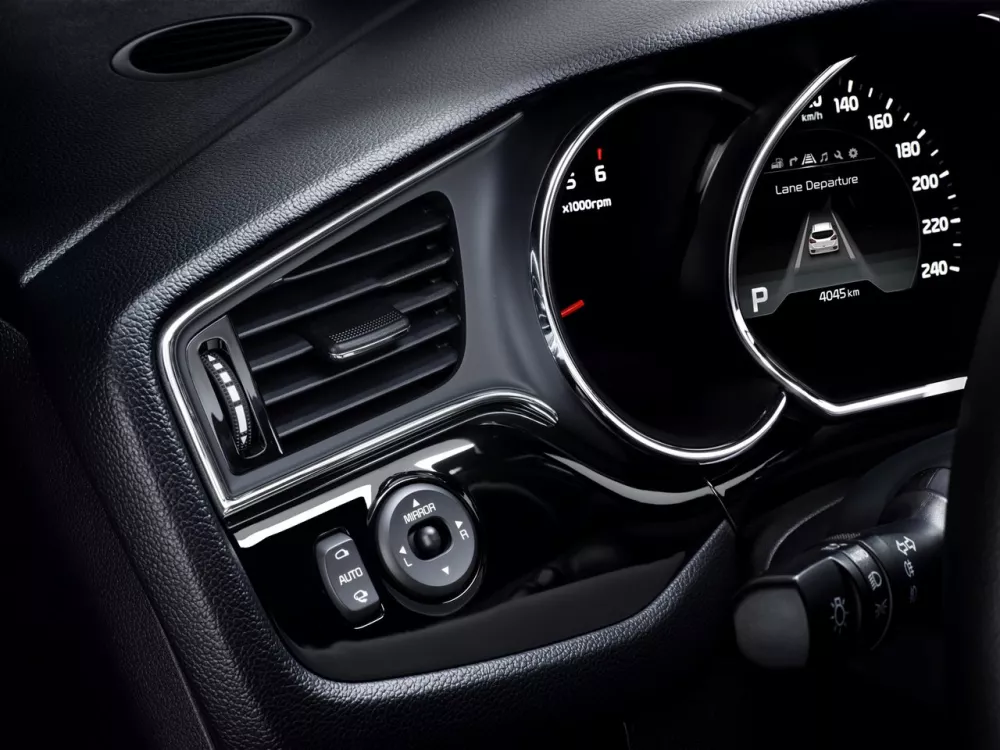 Автомобиль Kia Ceed II Рестайлинг Хэтчбек (3 двери)