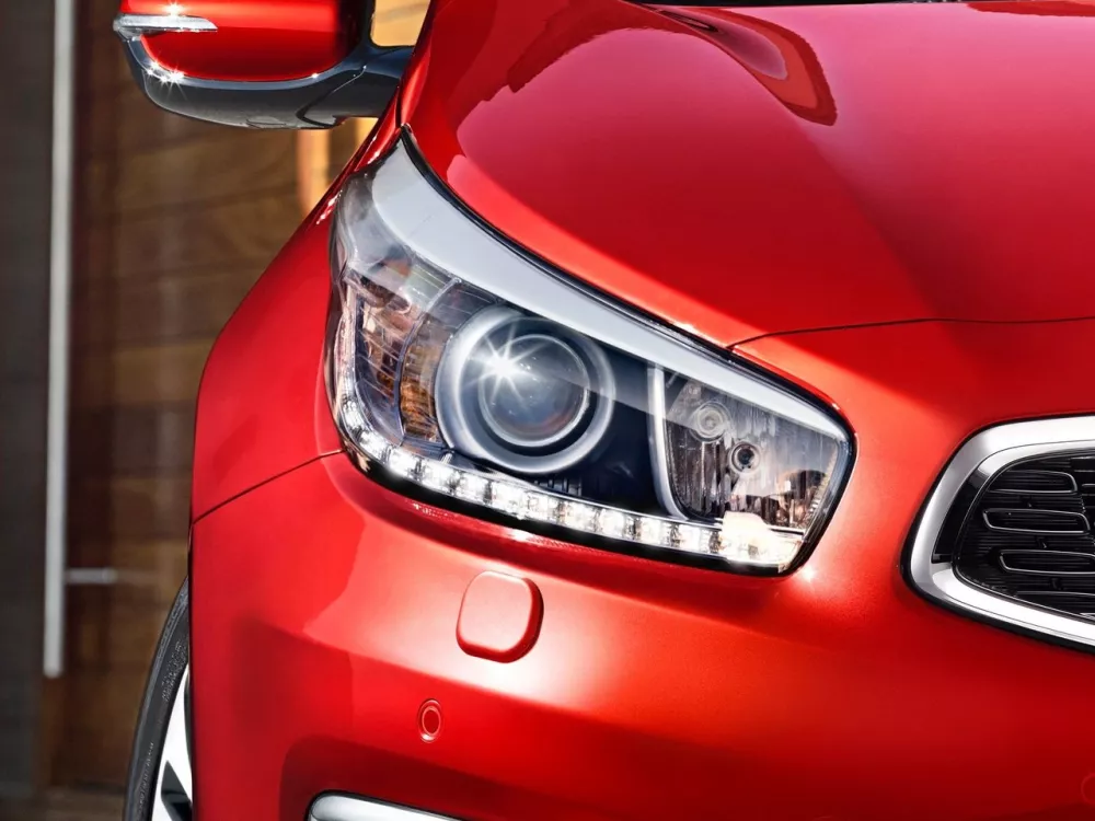 Автомобиль Kia Ceed II Рестайлинг Хэтчбек (3 двери)