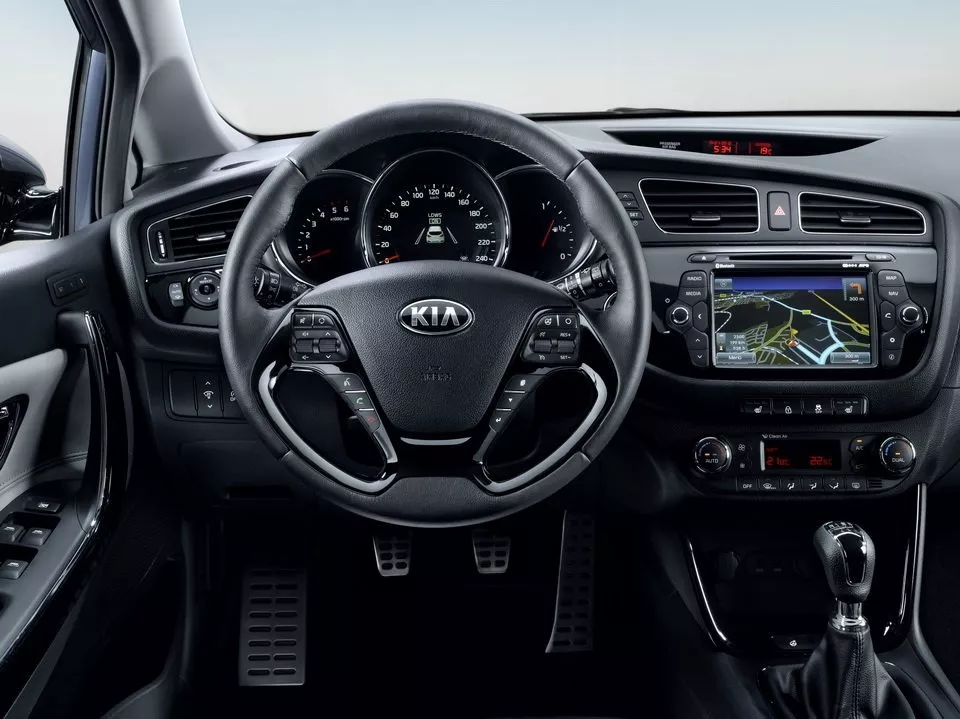 Автомобиль Kia Ceed II Универсал (5 дверей)