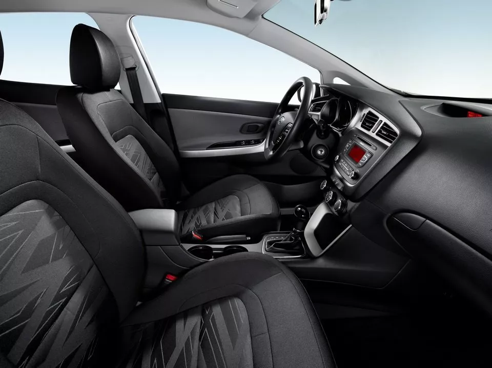 Автомобиль Kia Ceed II Универсал (5 дверей)
