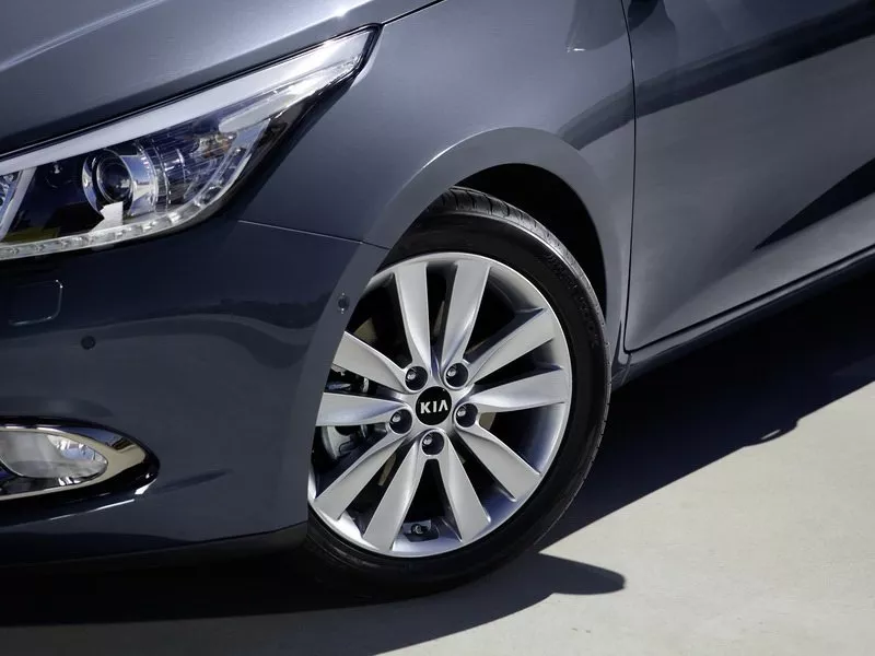 Автомобиль Kia Ceed II Универсал (5 дверей)