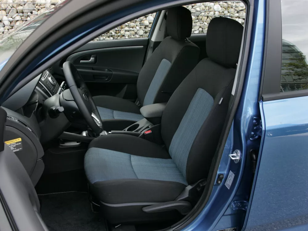 Автомобиль Kia Ceed I Рестайлинг Хэтчбек (5 дверей)