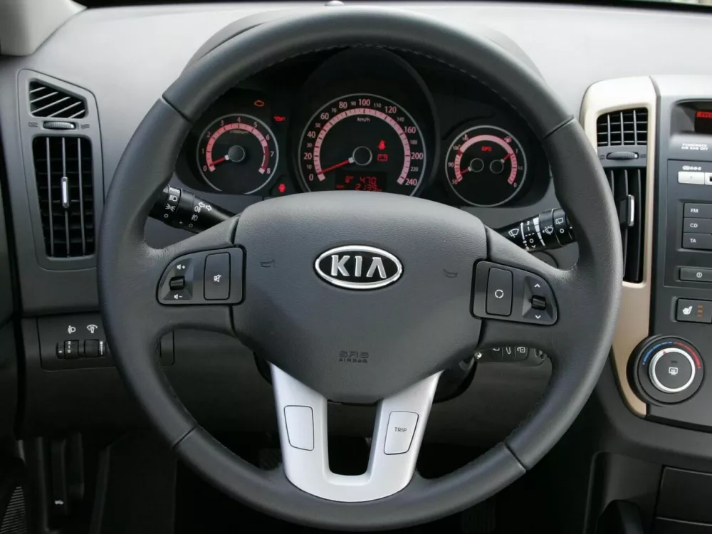 Автомобиль Kia Ceed I Рестайлинг Хэтчбек (5 дверей)