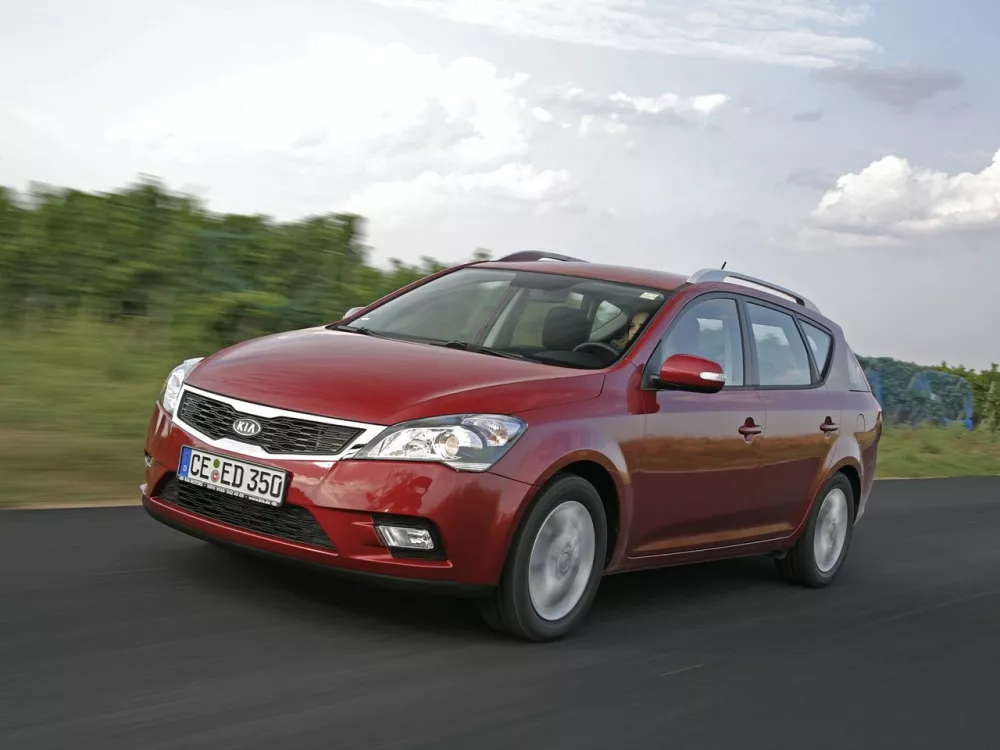 Автомобиль Kia Ceed I Рестайлинг Универсал (5 дверей)