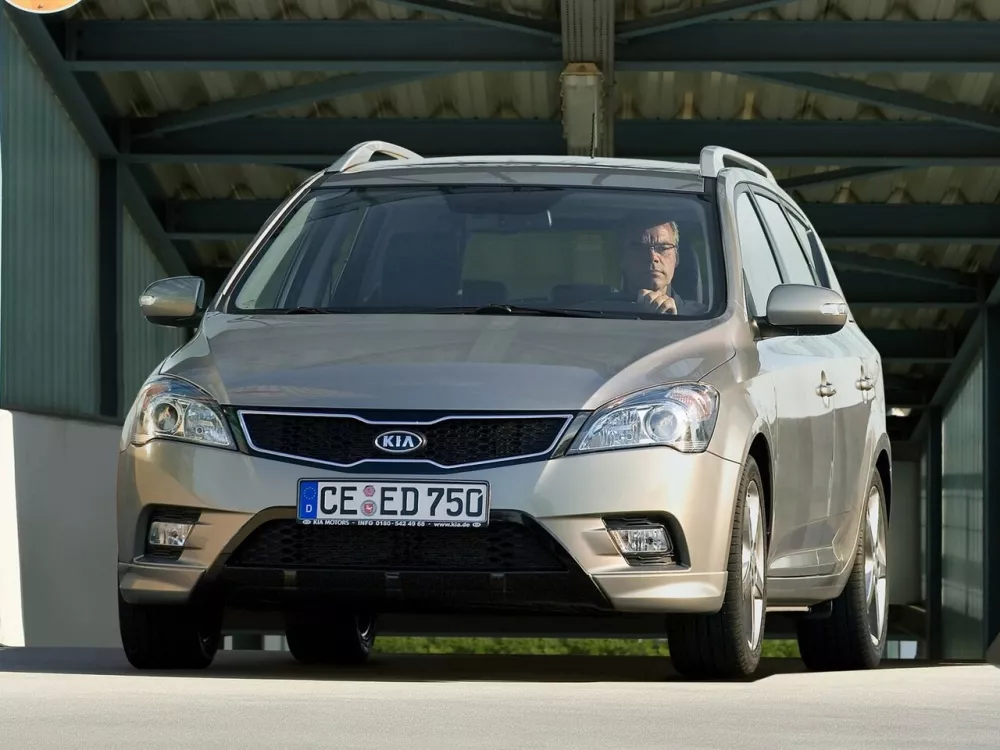 Автомобиль Kia Ceed I Рестайлинг Универсал (5 дверей)