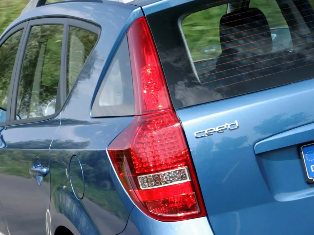 Автомобиль Kia Ceed I Рестайлинг Универсал (5 дверей)