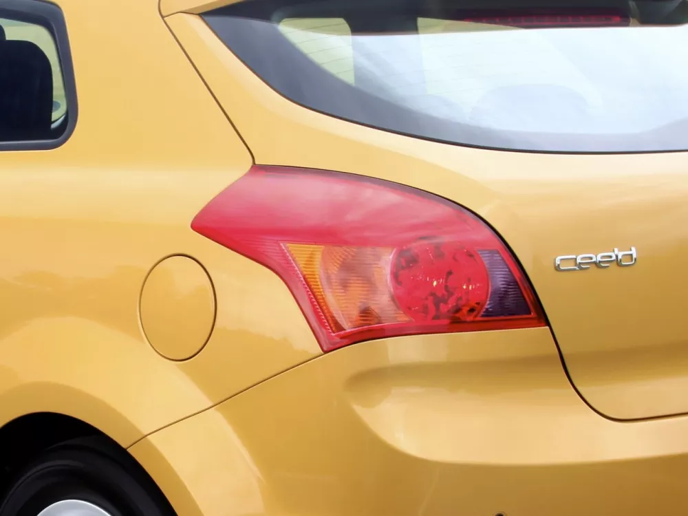 Автомобиль Kia Ceed I Рестайлинг Хэтчбек (3 двери)