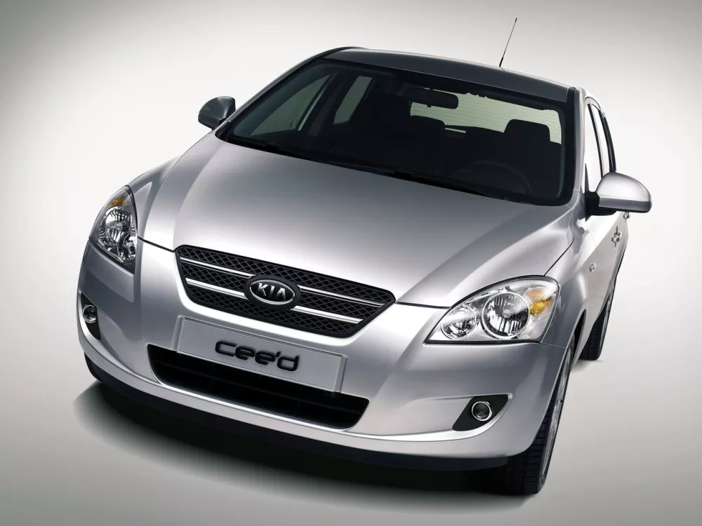 Автомобиль Kia Ceed I Хэтчбек (5 дверей)