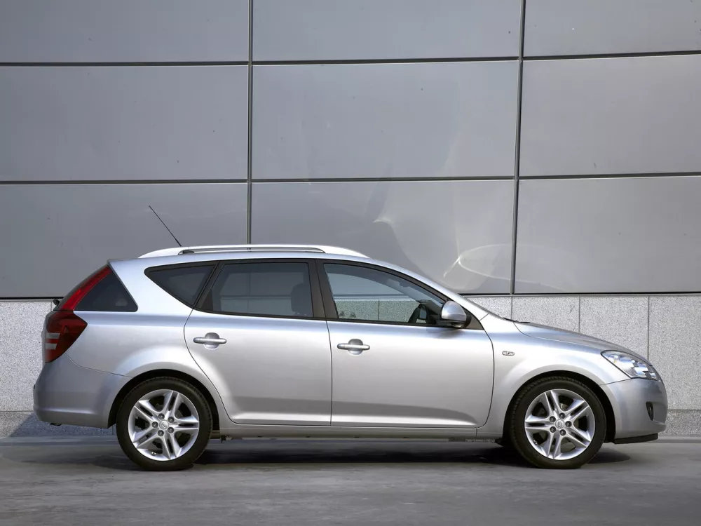 Автомобиль Kia Ceed I Универсал (5 дверей)