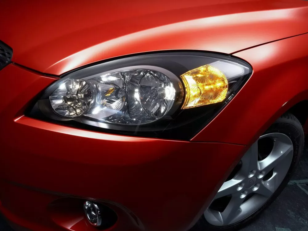 Автомобиль Kia Ceed I Хэтчбек (3 двери)