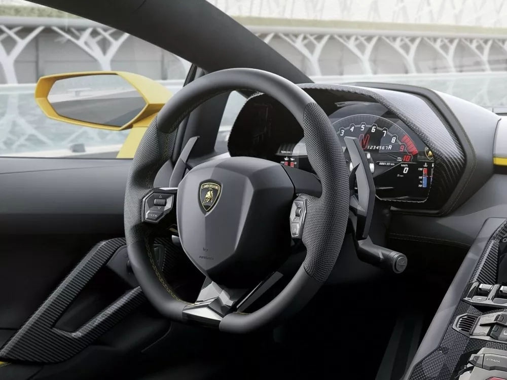 Автомобиль Lamborghini Aventador I Рестайлинг Купе