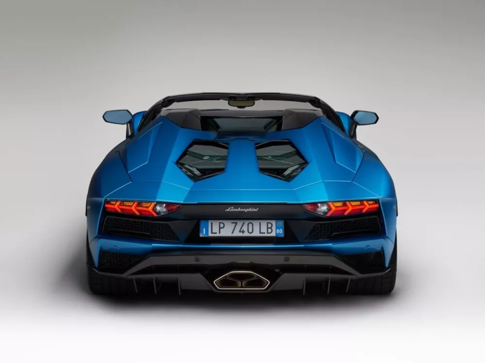 Автомобиль Lamborghini Aventador I Рестайлинг Родстер