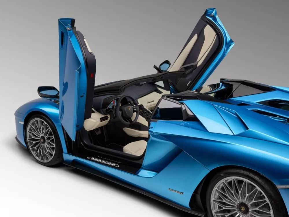 Автомобиль Lamborghini Aventador I Рестайлинг Родстер