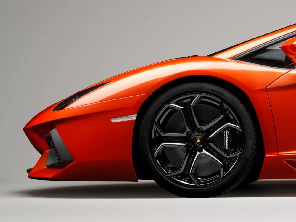 Автомобиль Lamborghini Aventador I Купе