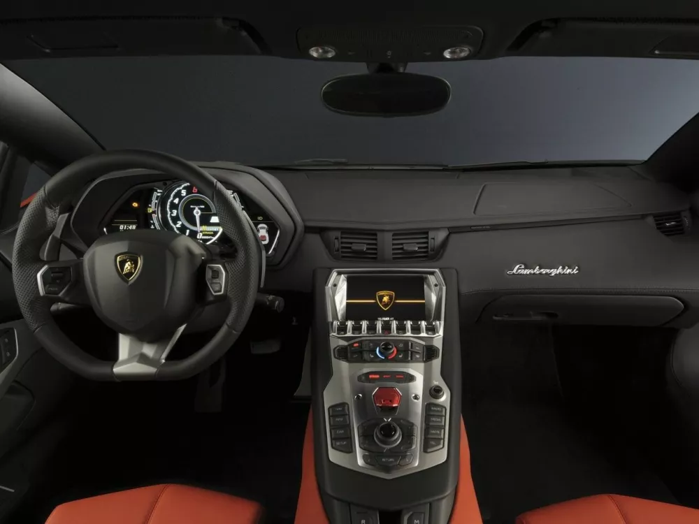 Автомобиль Lamborghini Aventador I Купе