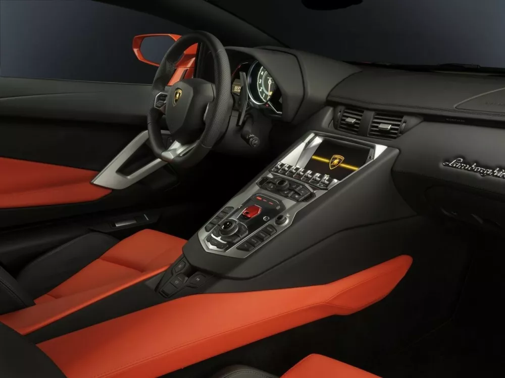 Автомобиль Lamborghini Aventador I Купе
