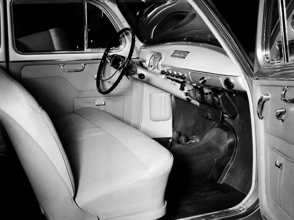 Автомобиль Lancia Appia Седан