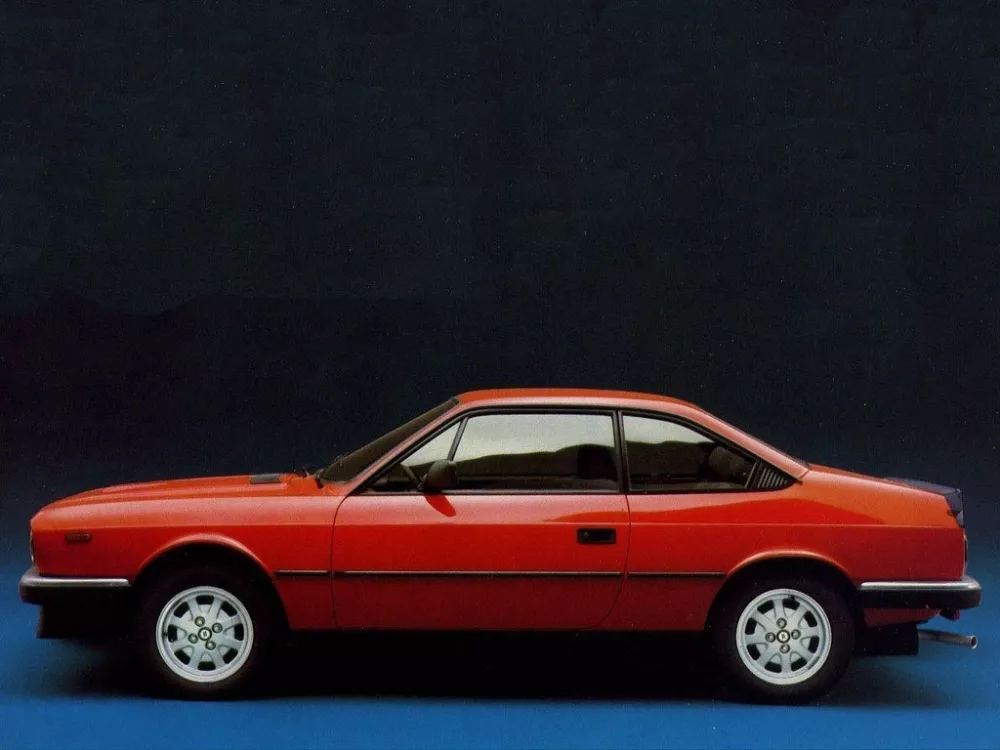 Автомобиль Lancia Beta Купе