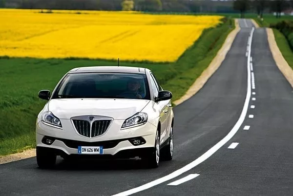 Автомобиль Lancia Delta III (844) Хэтчбек (5 дверей)