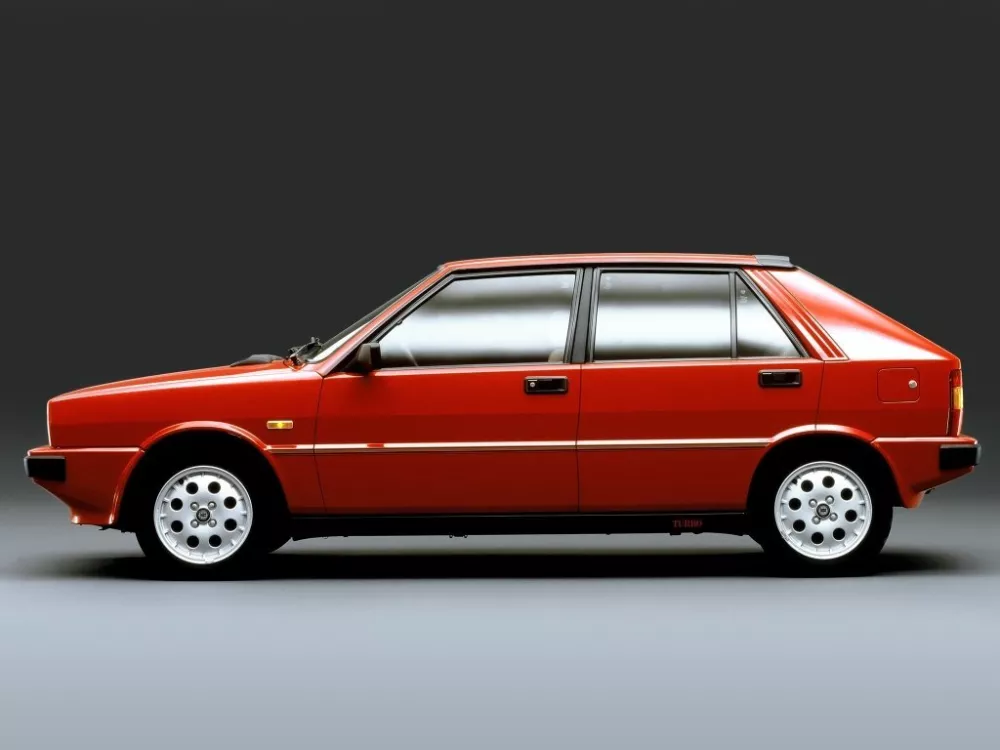 Автомобиль Lancia Delta I (831) Хэтчбек (5 дверей)
