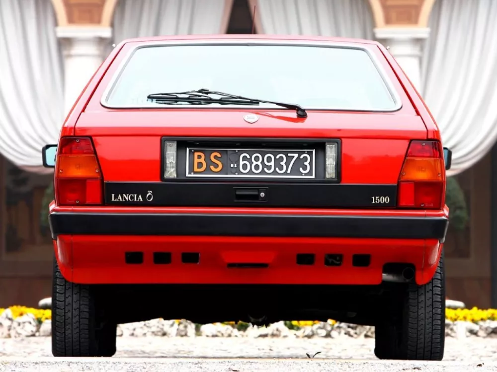 Автомобиль Lancia Delta I (831) Хэтчбек (5 дверей)