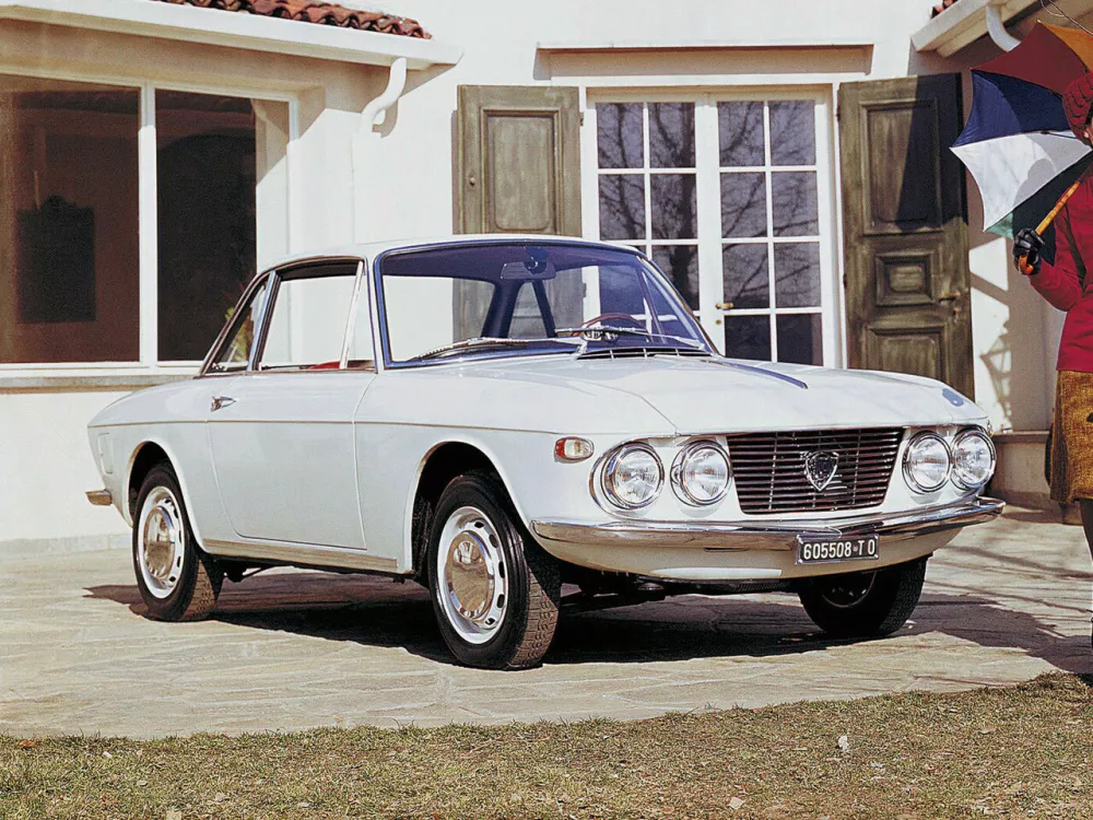 Автомобиль Lancia Fulvia Купе