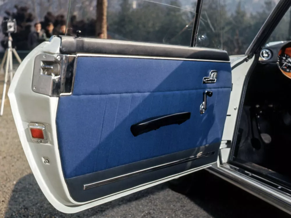 Автомобиль Lancia Fulvia Купе