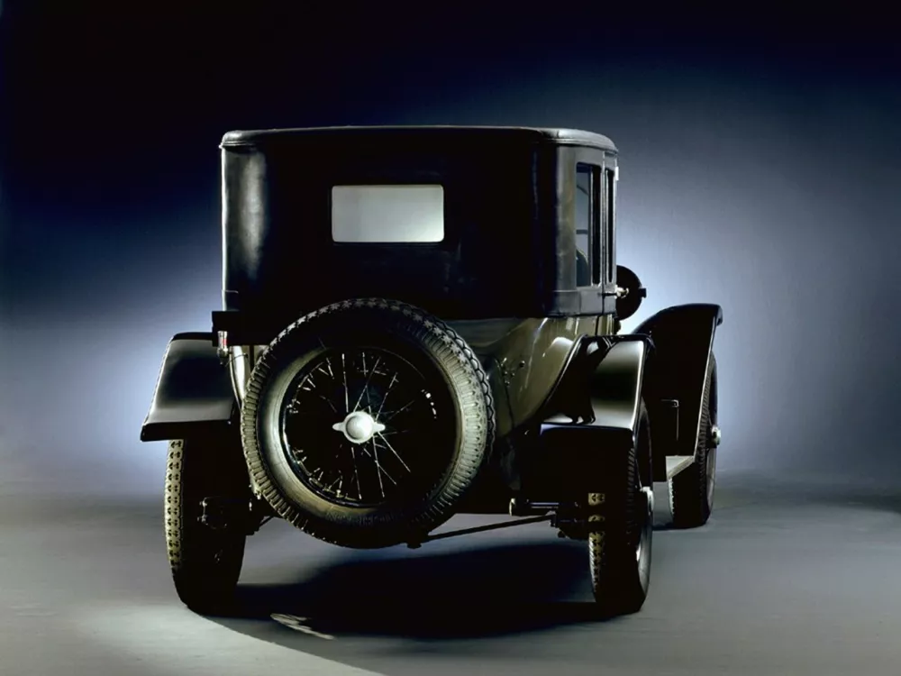 Автомобиль Lancia Lambda Седан