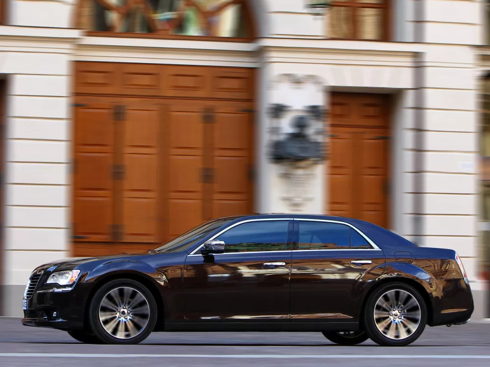 Автомобиль Lancia Thema II Седан