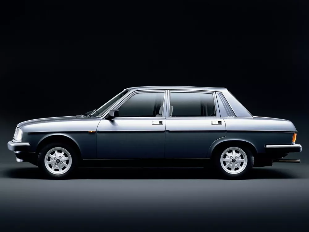Автомобиль Lancia Trevi Седан