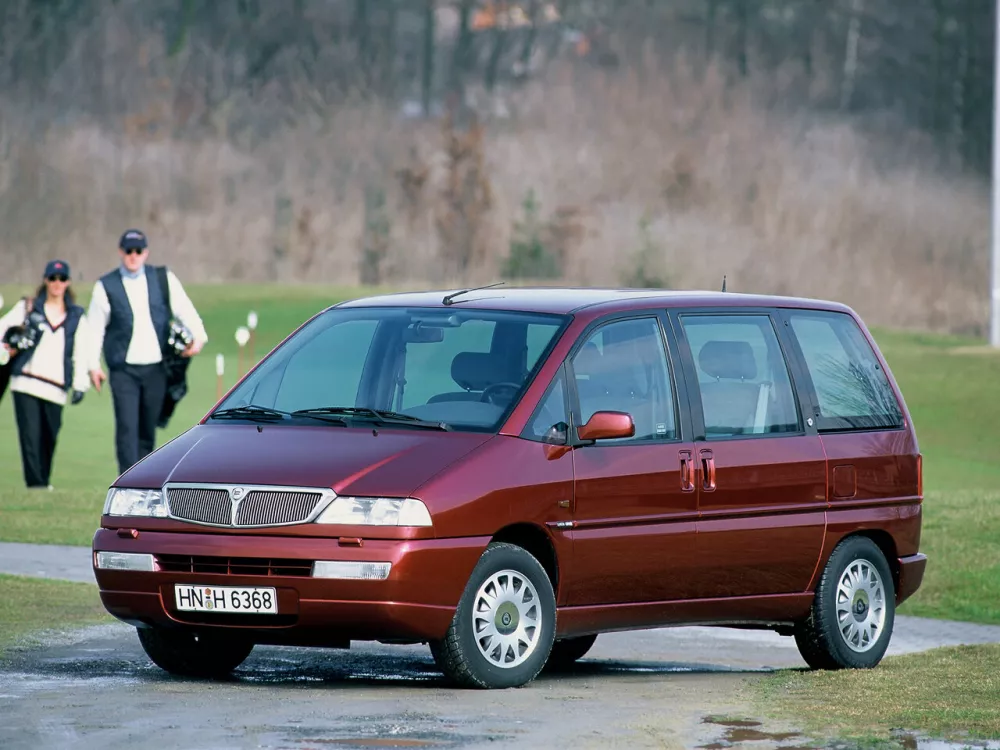 Автомобиль Lancia Zeta Компактвэн