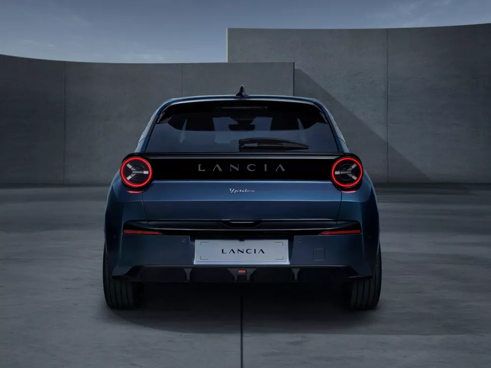 Автомобиль Lancia Ypsilon IV (Type L21) Хэтчбек (5 дверей)