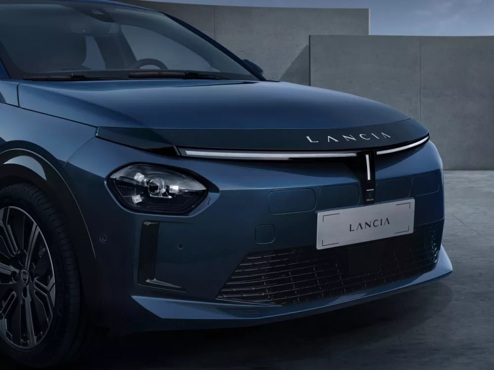 Автомобиль Lancia Ypsilon IV (Type L21) Хэтчбек (5 дверей)