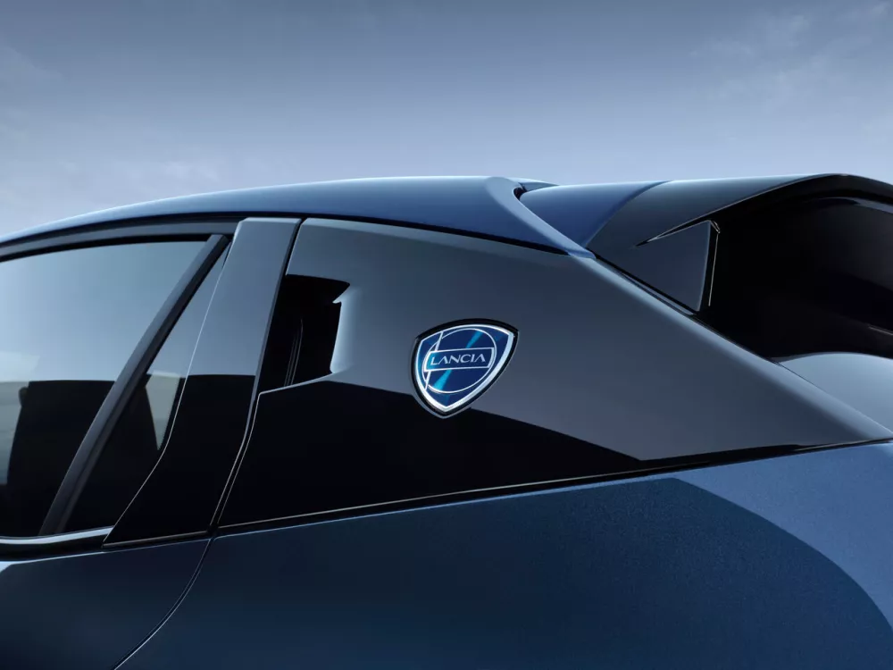 Автомобиль Lancia Ypsilon IV (Type L21) Хэтчбек (5 дверей)