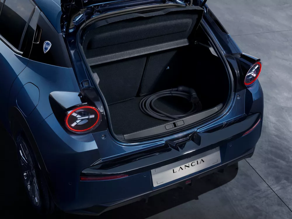 Автомобиль Lancia Ypsilon IV (Type L21) Хэтчбек (5 дверей)