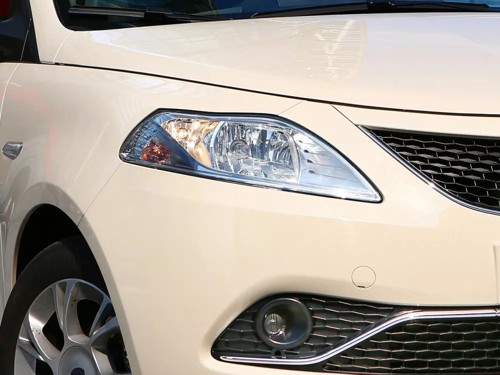 Автомобиль Lancia Ypsilon III (Type 846) Рестайлинг Хэтчбек (5 дверей)