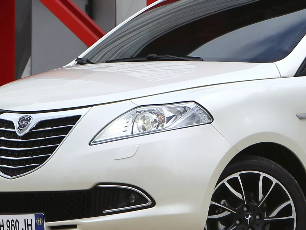 Автомобиль Lancia Ypsilon III (Type 846) Хэтчбек (5 дверей)