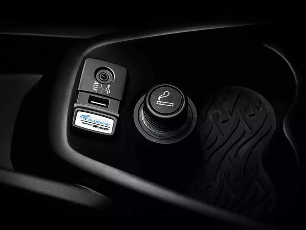 Автомобиль Lancia Ypsilon III (Type 846) Хэтчбек (5 дверей)