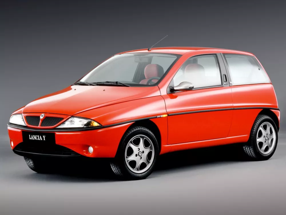 Автомобиль Lancia Ypsilon I (Type 840) Хэтчбек (3 двери)