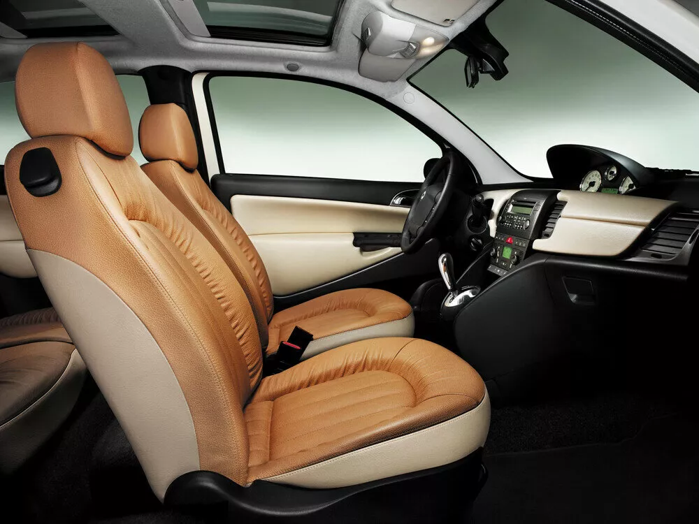 Автомобиль Lancia Ypsilon II (Type 843) Хэтчбек (3 двери)