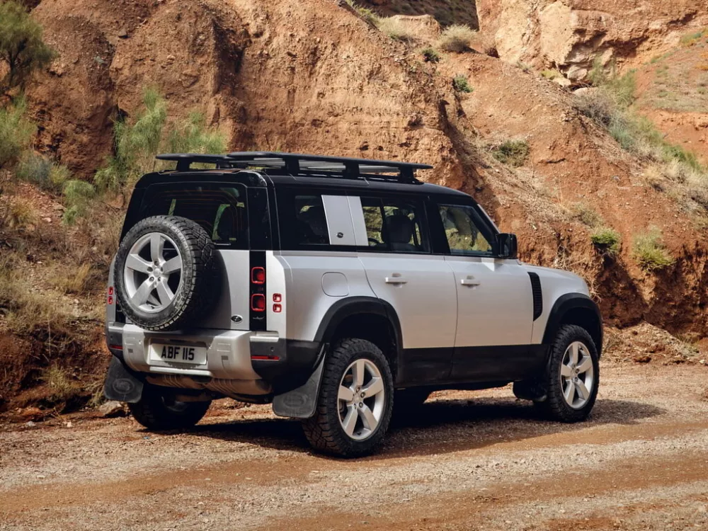 Автомобиль Land Rover Defender II Внедорожник (5 дверей) 110