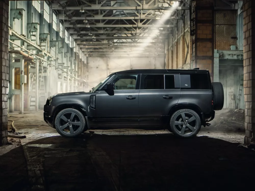 Автомобиль Land Rover Defender II Внедорожник (5 дверей) 110