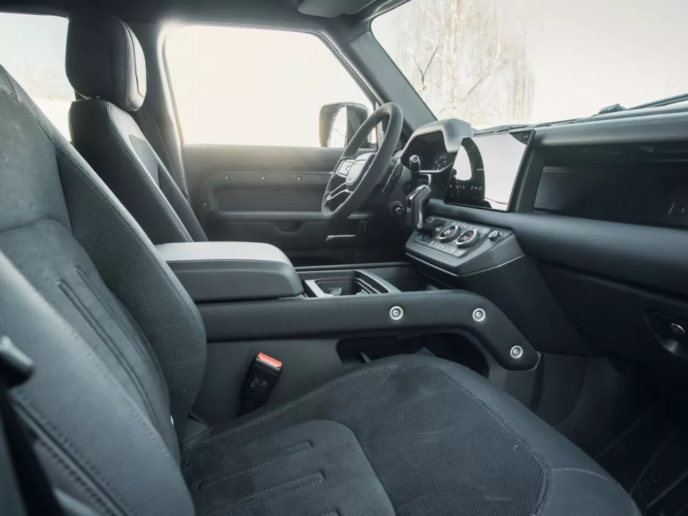 Автомобиль Land Rover Defender II Внедорожник (5 дверей) 110