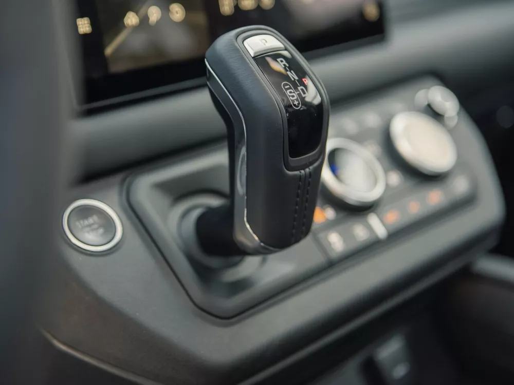 Автомобиль Land Rover Defender II Внедорожник (5 дверей) 110
