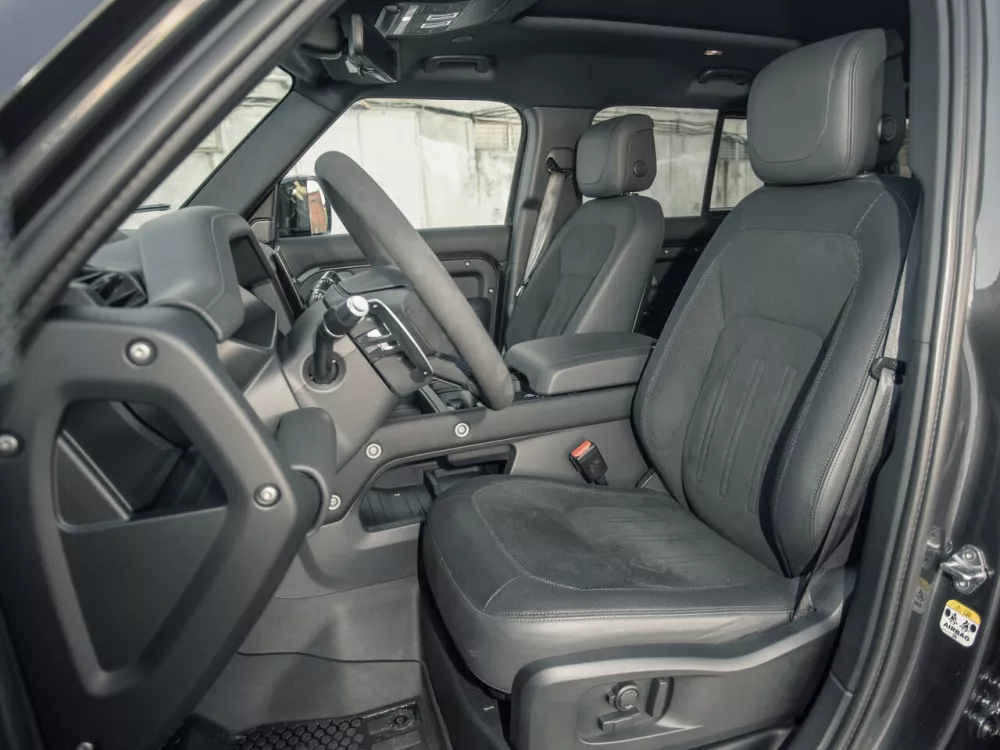 Автомобиль Land Rover Defender II Внедорожник (5 дверей) 110